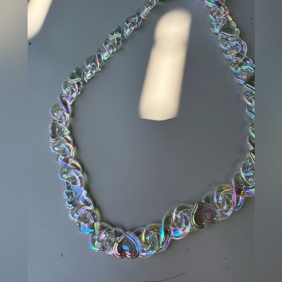New resin Iridescent Heart Necklace - Picture 4 of 12